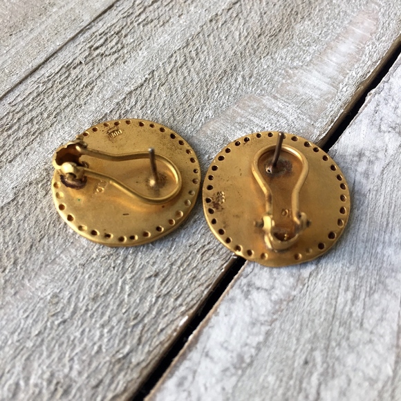 Women’s Artesian Peruvian Earrings - Picture 5 of 6